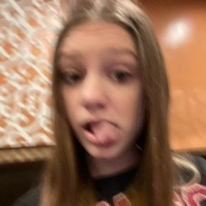 Meet your Posher, Karina